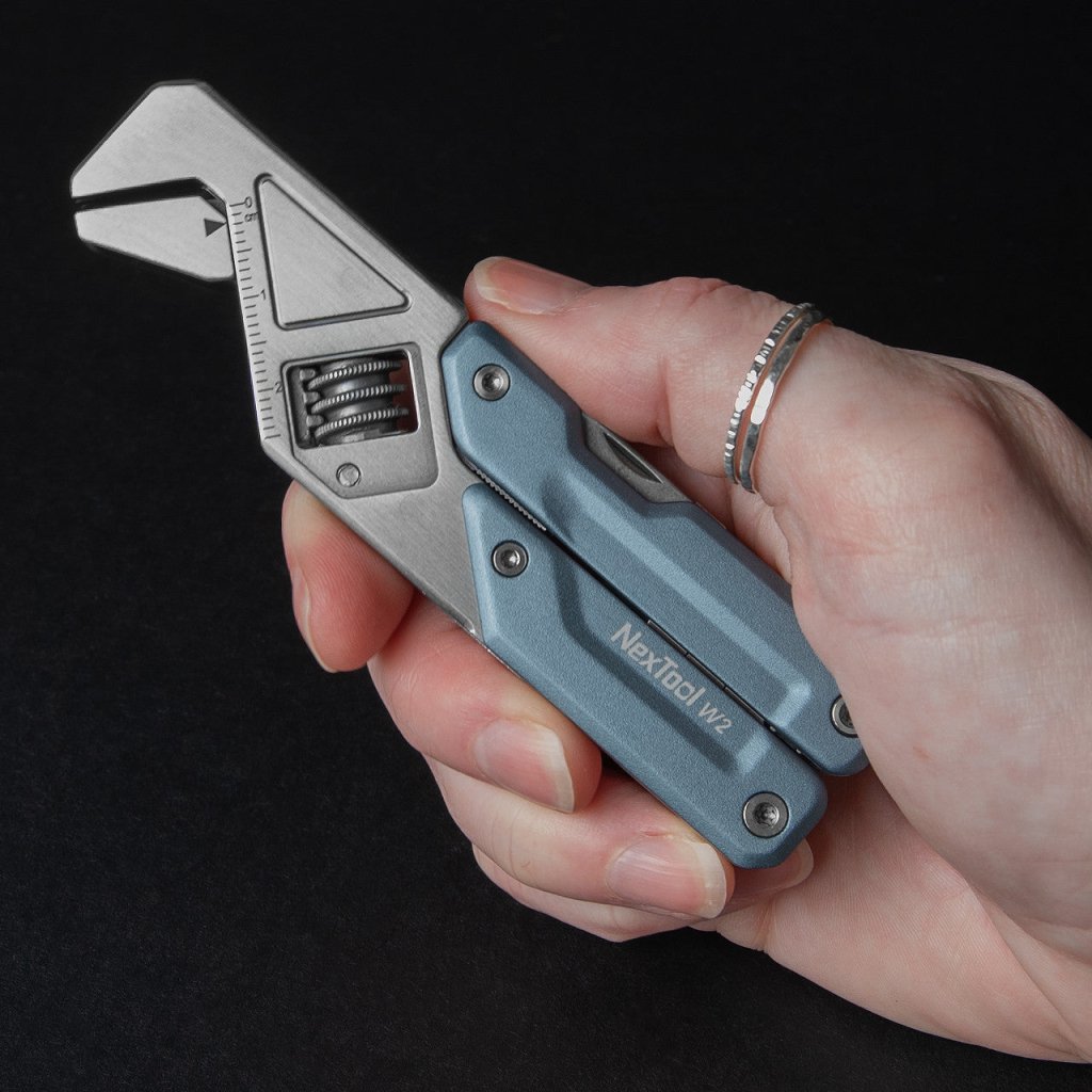 Nextool Light Wrench W2 Pocket Tool - Hill and Dale Outdoors